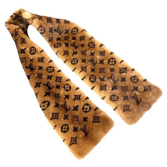 Louis Vuitton Vintage M72245 Monogram Mink Fur Echarpe Vizon Scarf Wrap [106495] - Picture 10 of 11